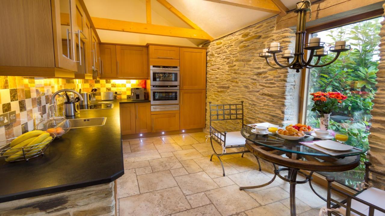 Badgers Hollow Fowey Luaran gambar